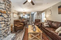 Beautiful Mountain Harbor Lake Ouachita Condo Remodel 2023 Dining Fishing Spa