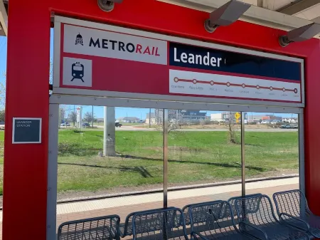 Modern home w/ garage, big yard, pool 4 mins away!