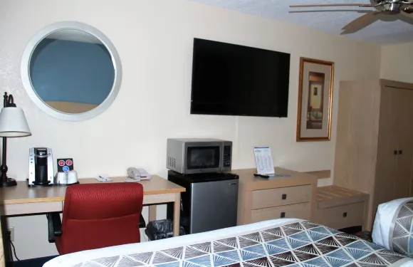 史蒂文斯波因特唄盟套房酒店