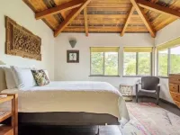 Escape to your private oasis 鄰近彩虹瀑布的酒店