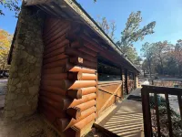 4 Moose Lodge ROMANTIC Log Cabin in the woods. Hot Tub & Wood Burning Fire Place