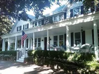 Jamestown’s Beautiful & Historic Shoreby Hill Location. Reserve August 22-29