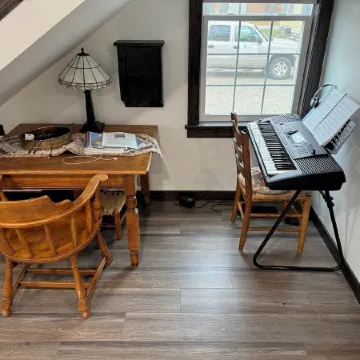 Quiet Relaxed Location Just Steps Away from Main Ave Shopping Отели в г. Клир Лейк