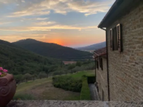 Luxury Cortona View Hilltop Villa