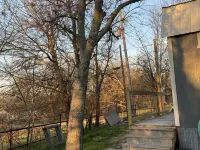 Cozy Country Cottage; Family RetreatJust minutes from Circle T ハミルトンのホテル