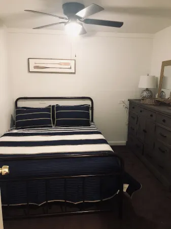 Convenient 1 bedroom near downtown, utep, and local hospitals. Отели рядом с достопримечательностью «Университет Техас в Эль-Пасо»