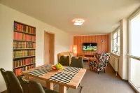 Elbe-3-Resort Directly on the Elbe