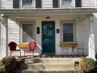 “our little retro scene” No cleaning fee and no Taxes all include. Hotels in Gallipolis