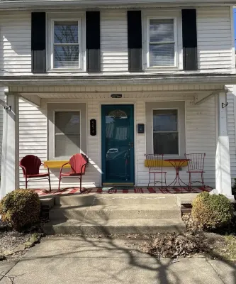 “our little retro scene” No cleaning fee and no Taxes all include. Hotels in Gallipolis