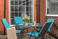 The Elderton, Newbiggin by the Sea, Northumberland.  3 minutes walk to the beach