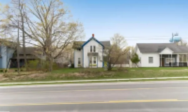 Cute & Artsy Condo 1mi from Crystal lake, & 7mi from Frankfort