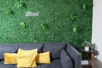 Wonderful Home away from home / 5 min from airport/ 10 min ATL/ Free Parking