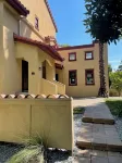 3 bedroom LOVE VILLA Midtown, Romantic Getaway or Famil Retreat Hotels near South Hills Shopping Center