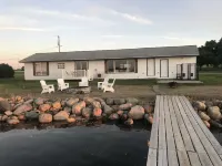 Oak & Arrow Cabin On Bluedog Lake, Waubay - Hunting, Fishing, Vacation Hotels in Day County