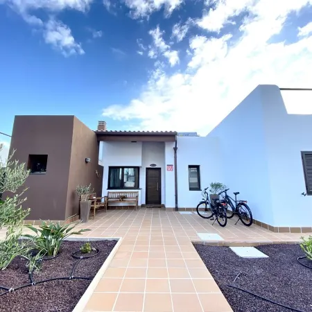 Villa Chocolate - Privacy with sea and golf course view and heated pool