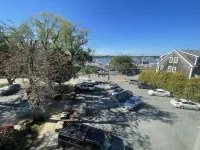 Apartment in historic harbor overlooking the harbor