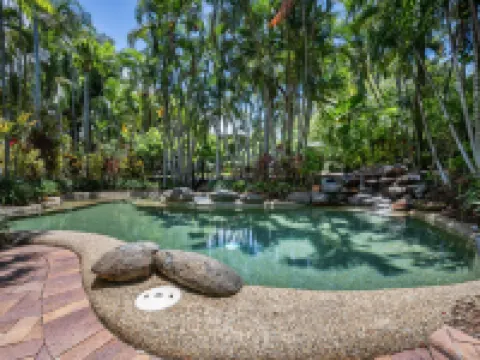 City Oasis Inn Townsville, SureStay Collection by BW Hotels in Townsville