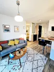Lovely 1 Bedroom Flat with Terrace in Luxembourg-Ces1 Hoteles en Cessange