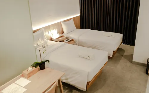 Lenora Hotel Hotels in Bojongloa Kaler