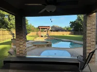 Nice Family Friendly, WalMart and HEB & Wallgreens Walking, Iron Man