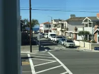 Amazing Beach House! Great Roof Deck. 1 block from beach-A/C-Garage Parking