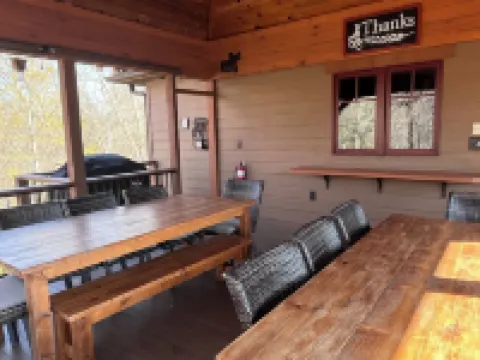 Great Resort Home to Bring Families Together - 6 Bedrooms /5 Baths 雷克路爾酒店
