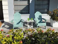 Naples Pool Home, Walk to Vanderbilt Beach & Mercato