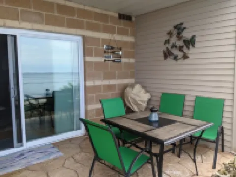 Winter/Early Spring Rate Reduction Speciallake Erie-Sistible Condo