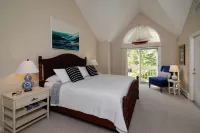 Ocean Edge Luxury Condo,  Constantly Updated, Just steps to Arbor Pool