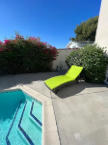 Cheerful four bedroom house with charming view!