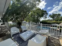 7 Bedroom with Dockage, Pool, Firepit, Paddle Boards & Kayaks - Private Pools