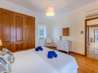 Colibri Hotels in Guia