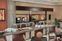 德梅因市中心希爾頓安泊酒店 - 早餐