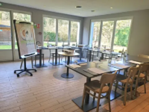 Campanile Chantilly Hotels in Chantilly