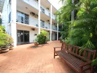 Coconut Grove Holiday Apartments