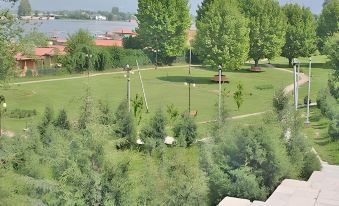 Akbar Group of Heritage Houseboats