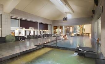 Shimobe Hotel