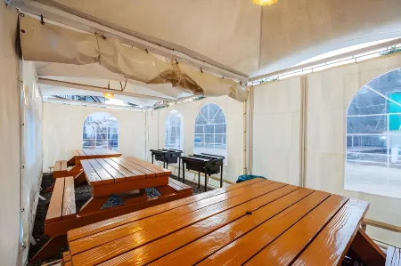 Palsecjo Pension Отели рядом с достопримечательностью «Hakdong Mongdol Beach»