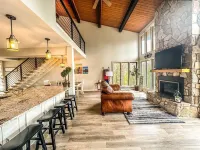 New! Hilltop House in the Canyon