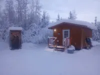 Alaskan Adventure Dry Cabin #2 - Homestays