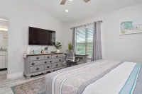 Canoe Lake Casita ~ Bay House Condominiums ~ Sleeps 6
