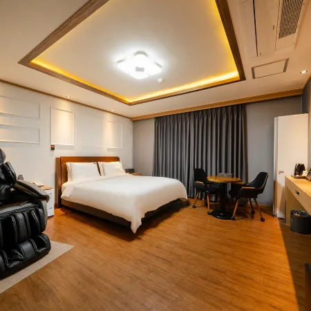 Sacheon Hotel Special