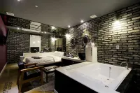 Plein Hotel Hotels in Anyang
