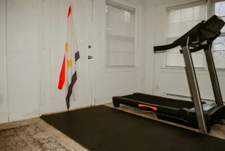 House on the Hill--The Perfect Master's Rental!