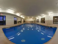 Holiday Inn Express & Suites Mcpherson by IHG