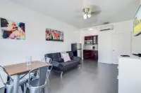 Chic Large Studio Apt Near Ocean Drive South Beach