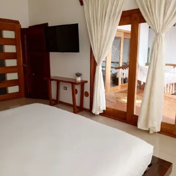 Galapagos Coliving Ecuador Casa Tuna