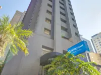 Wyndham Sao Paulo Paulista Hotels near Praca do Ciclista