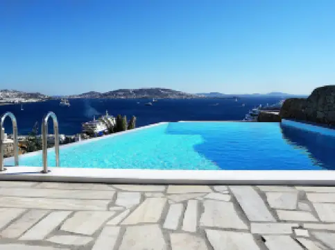 Adikri Villas & Suites