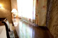 Mohnfahsai Home Resort - Hot Springs